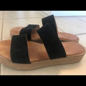 Musse and Cloud sandals